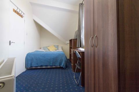 3 bedroom house to rent - KIRKSTALL ROAD, Leeds
