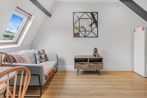 2 bedroom flat to rent, HYDE TERRACE, Leeds