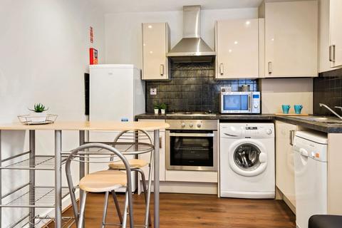 HYDE TERRACE, Leeds