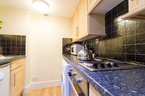 1 bedroom flat to rent, HYDE TERRACE, Leeds