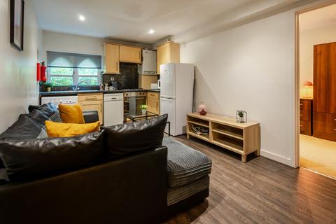 1 bedroom flat to rent, HYDE TERRACE, Leeds