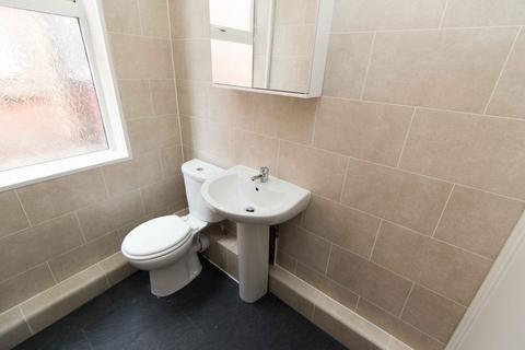 7 bedroom house to rent, CARDIGAN ROAD, Leeds