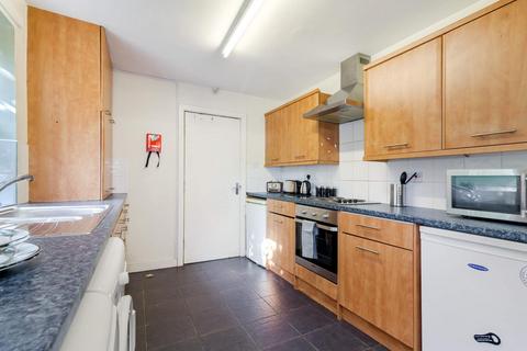 1 bedroom in a house share to rent, ST MICHAELS LANE, Leeds