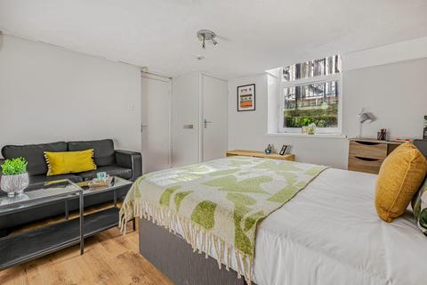 1 bedroom flat to rent, BRUDENELL ROAD, Leeds