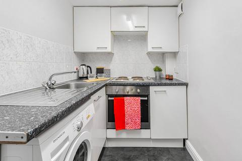 1 bedroom flat to rent, BRUDENELL ROAD, Leeds