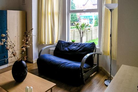 1 bedroom house to rent, BRUDENELL ROAD, Leeds