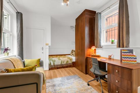 1 bedroom house to rent, BRUDENELL ROAD, Leeds