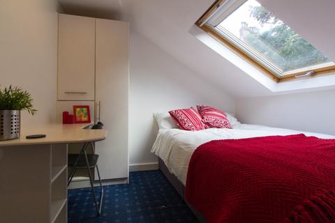 3 bedroom house to rent, WOODSLEY ROAD, Leeds
