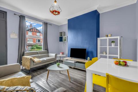 HESSLE WALK, Leeds