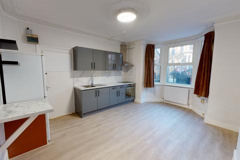 1 bedroom flat to rent - One Bedroom Flat in N4