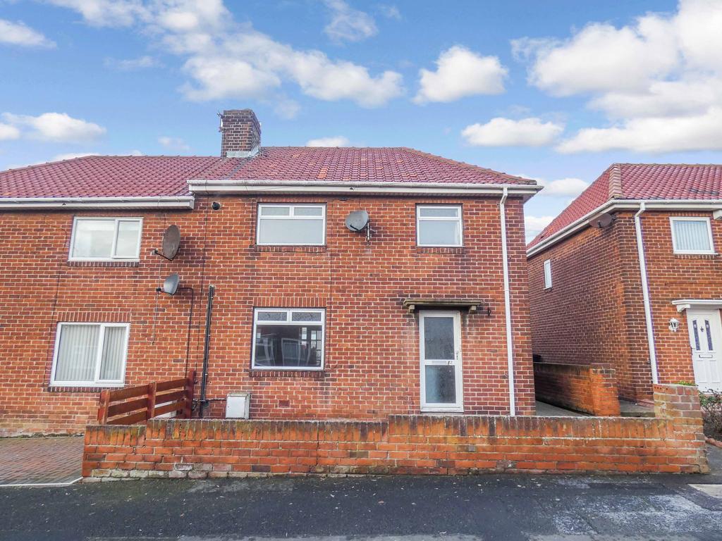 Rydal Mount, Newbiggin by the sea... 3 bed semidetached house £85,000