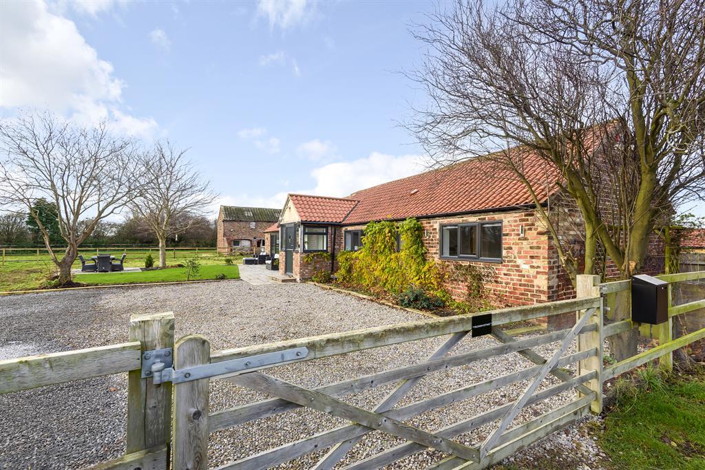 Long Lane, Beverley, East Yorkshire... 3 bed detached house £495,000