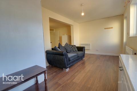 26c Albert Road, Romford, RM1 2PJ