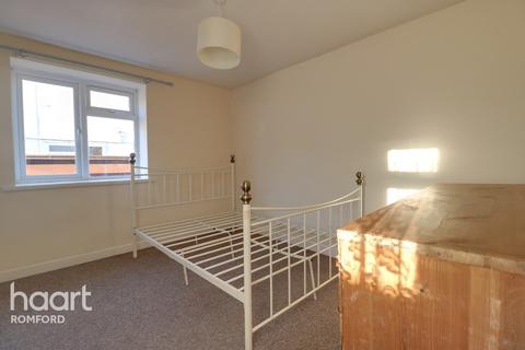 26c Albert Road, Romford, RM1 2PJ