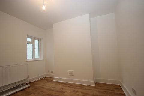 2 bedroom ground floor flat to rent - Hamlet Court Road, Westcliff-On-Sea