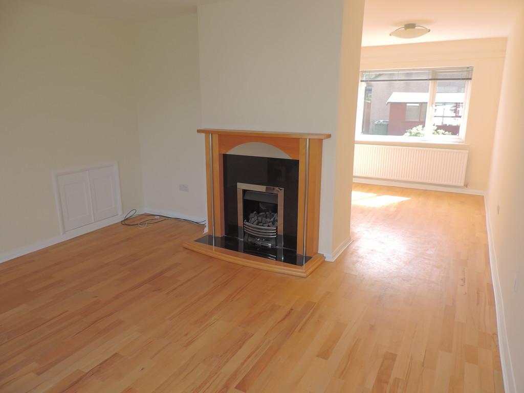 Kendal Parks Road, Kendal 3 bed terraced house £900 pcm (£208 pw)