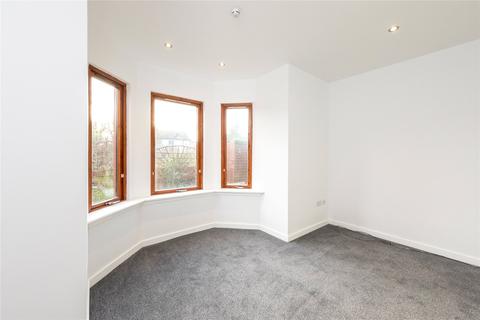 1 bedroom flat for sale - Flat 2, 4 Kirkhall Road, Almondbank, Perth, PH1