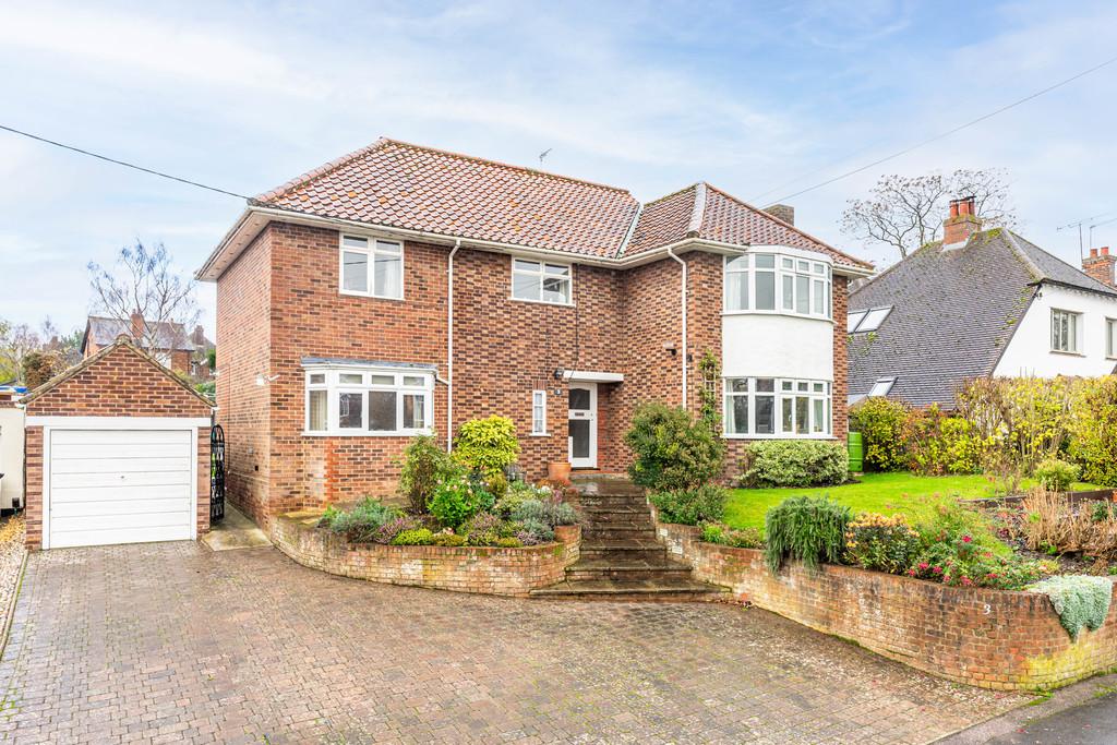 Springhill Road, Saffron Walden 4 bed detached house £1,000,000