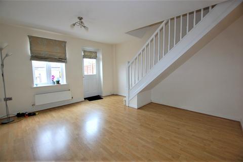 2 bedroom terraced house to rent, Great Gables, Stevenage