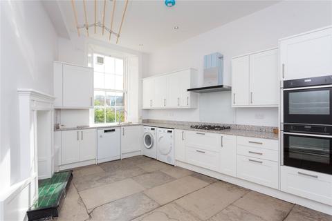 4 bedroom apartment to rent, London Street, Edinburgh