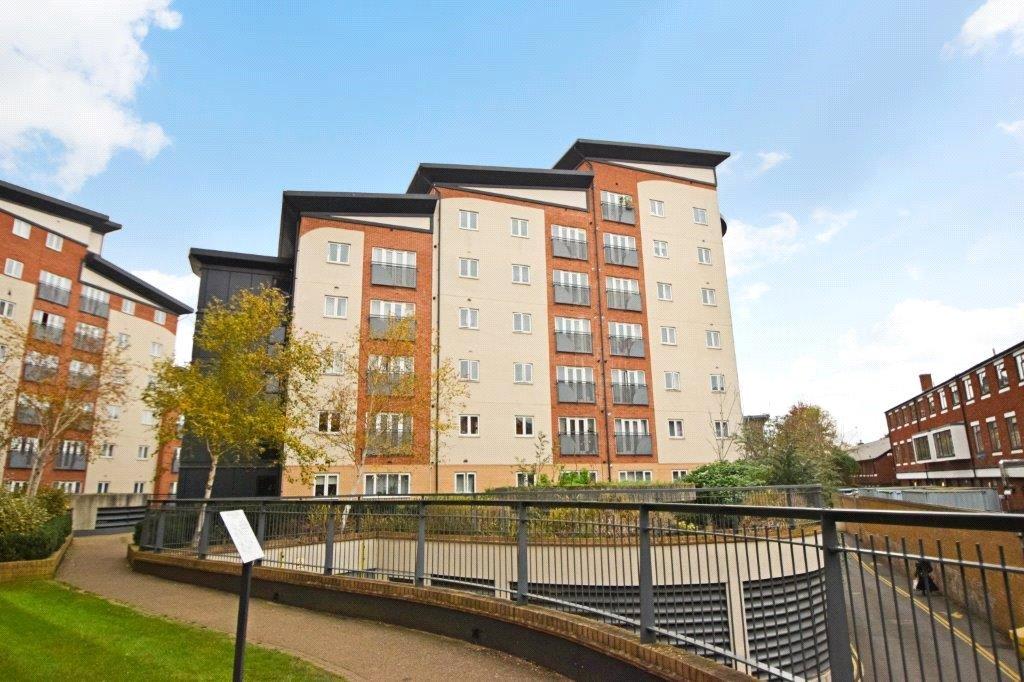 Aspects Court, Slough, SL1 1 bed apartment - £120,250