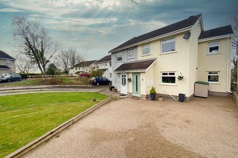 9 Crescent Close, Cowbridge, CF71 7EB