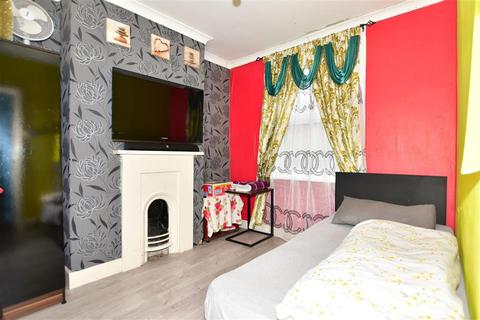 17 Brockley Road, Margate, CT9 2BS