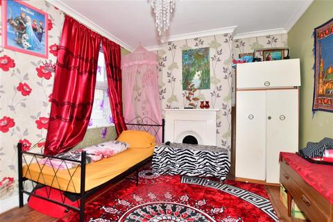 17 Brockley Road, Margate, CT9 2BS