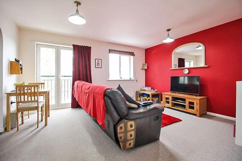 30 Bay Avenue, Bilston, WV14 0TT