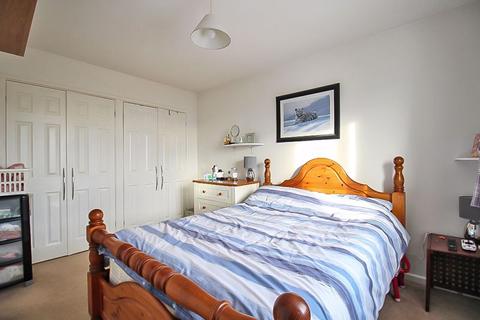 30 Bay Avenue, Bilston, WV14 0TT