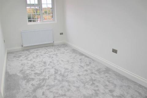 14 Kingsley Road, Orpington, BR6 6AX
