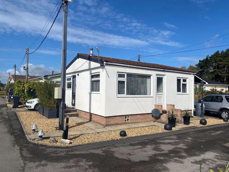 Holton Heath Park, Holton Heath, Poole 2 bed property £110,000