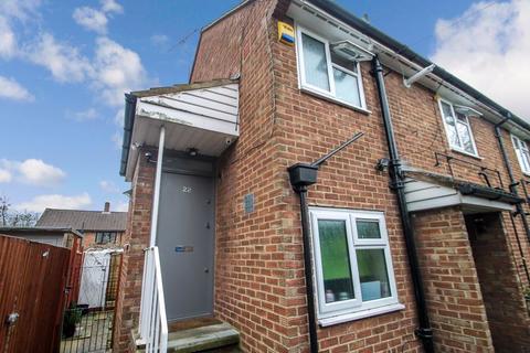 1 bedroom flat to rent, Arliss Way, Northolt