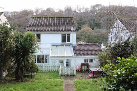 3 bedroom detached house for sale - Trembear Road, St. Austell