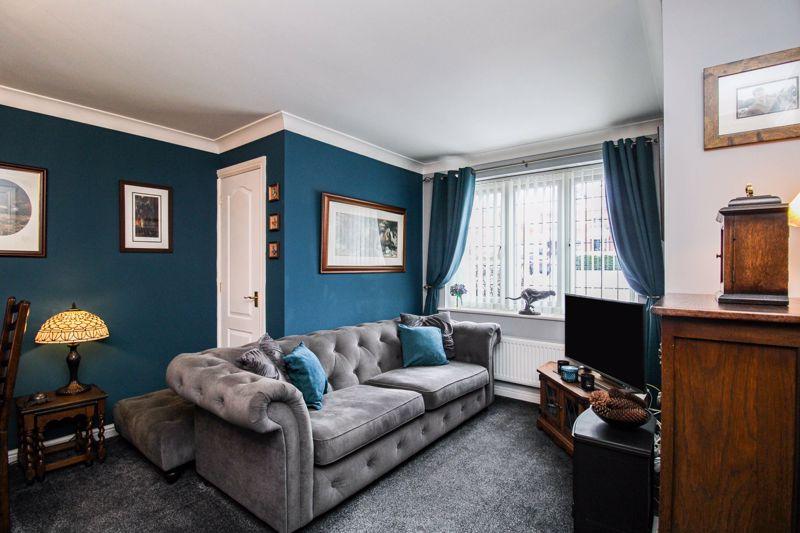 Lister Grove, Stallington Village... 2 bed apartment £125,000