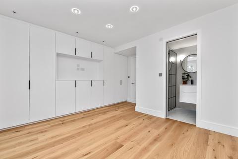 57 Princes Road, Richmond, TW10 6DQ