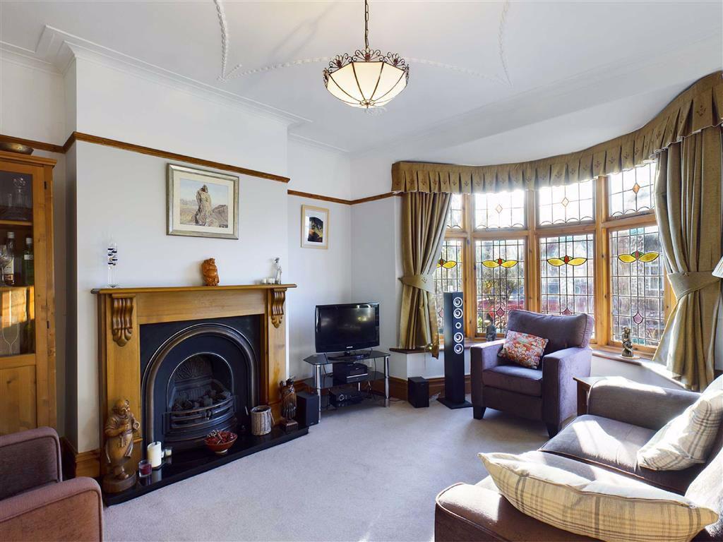 Plessey Crescent, Whitley Bay 3 bed semidetached house £385,000