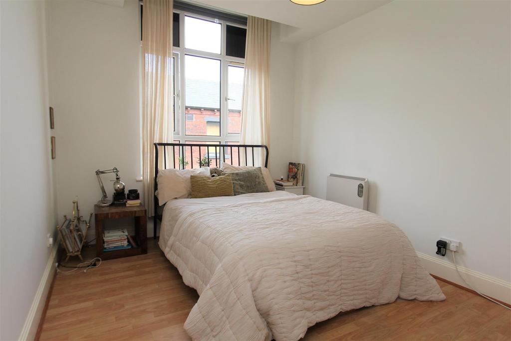 BEDOOM 1.jpg