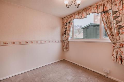 25 Churchill Drive, Crediton, EX17 2DW