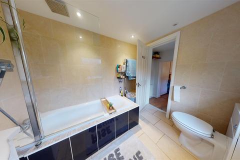 14 Ernwell Road, Folkestone, CT19 5NT