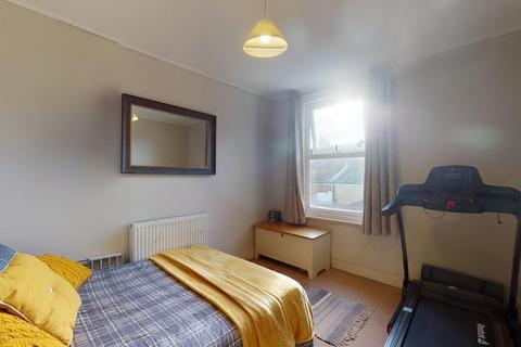 14 Ernwell Road, Folkestone, CT19 5NT