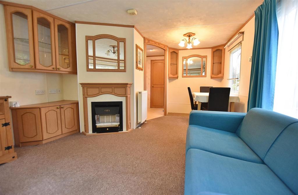 Cartlett, Haverfordwest 2 bed park home £40,000