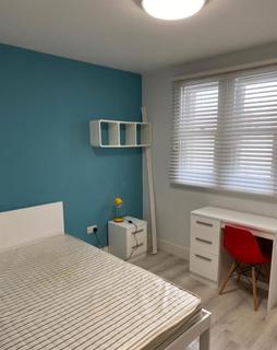 13 bedroom private hall to rent - St Michaels Road, Portsmouth, Hants