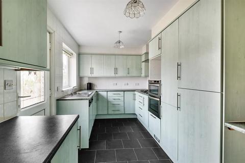 4 Ash Close, Beverley, HU17 9RA