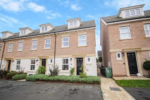 4 bedroom end of terrace house for sale - Ebor Court, Newton Kyme, Tadcaster, North Yorkshire