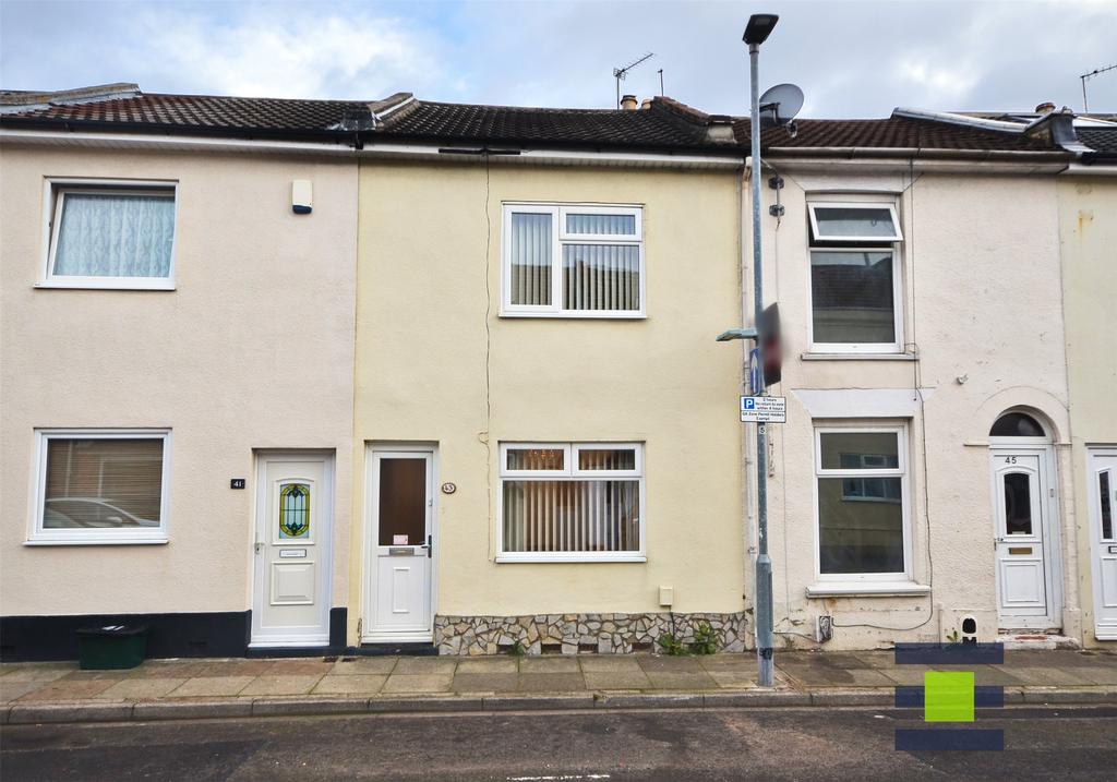 Samuel Road, Portsmouth, PO1 2 bed terraced house £200,000