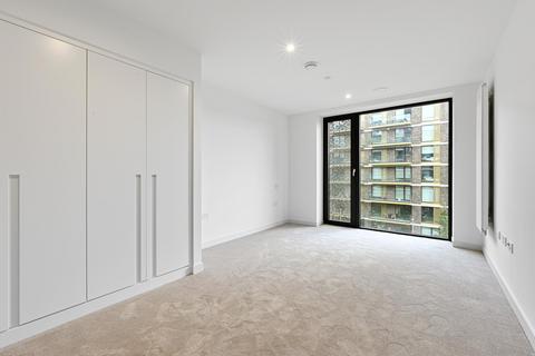 2 bedroom apartment to rent, John Cabot House, Royal Wharf, London, E16