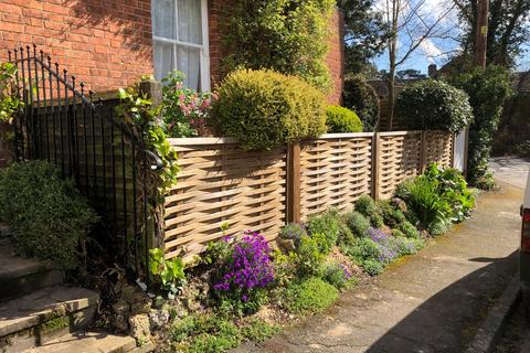 undefined, California, Woodbridge IP12