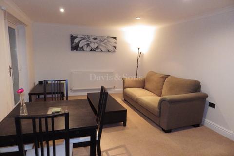 2 bedroom flat to rent, Parkwood Court, Brewery Terrace, Saundersfoot, Pembrokeshire. SA69 9AG