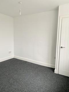 3 bedroom terraced house to rent, Cross Morlais Street, Dowlais CF48